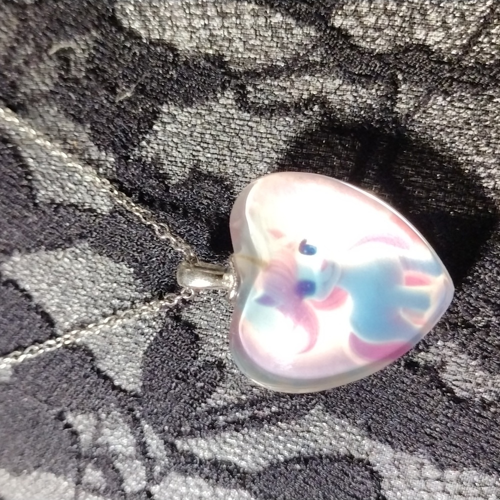 20",Girls,Unicorn necklace